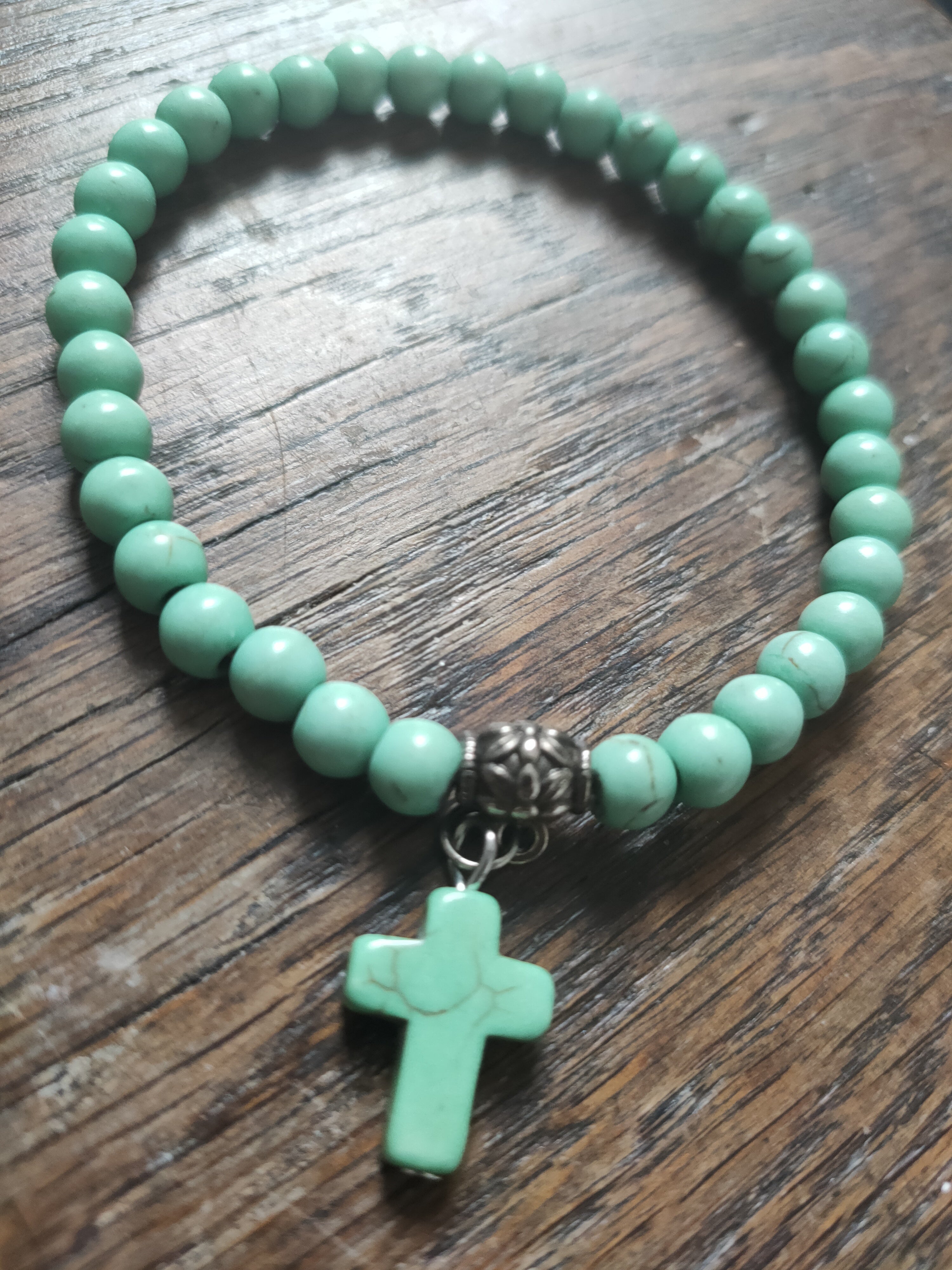 Bracelet perle + croix