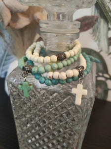 Bracelet perle + croix